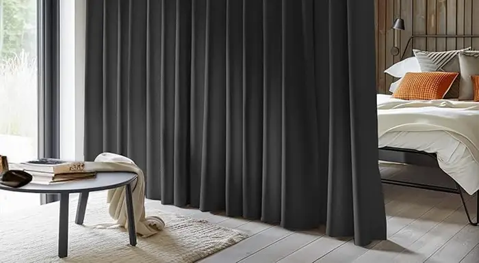 makefeile curtain banner